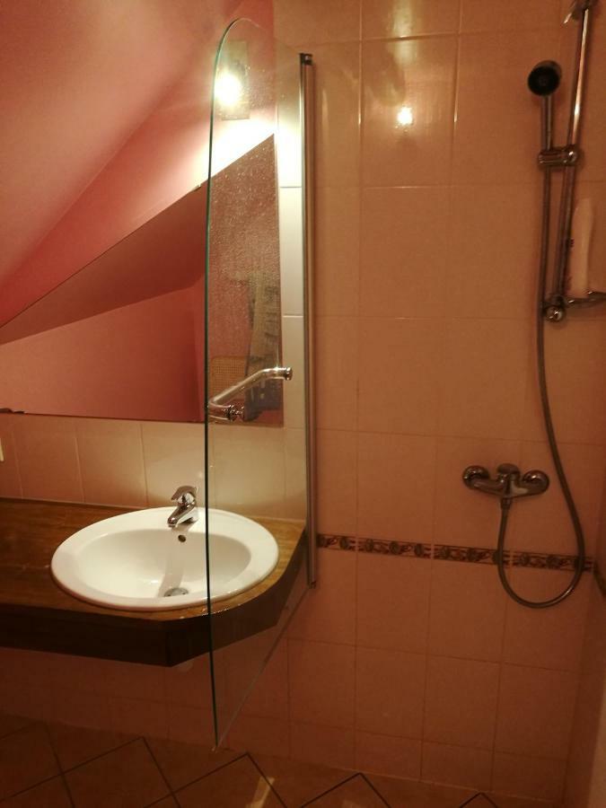 Bebru Pirts Hotel Vecbebri Екстериор снимка